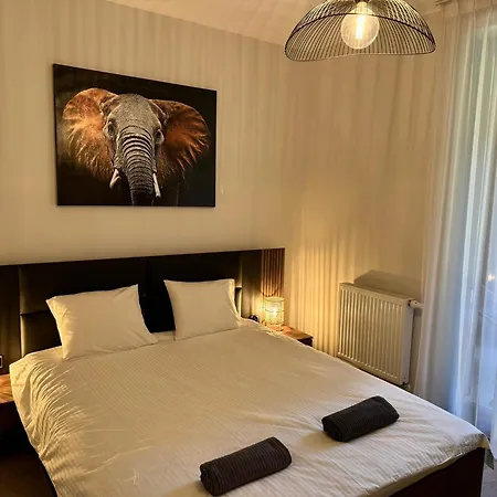 Apartmate- Scala Oldown Lakowa Apartment Danzig