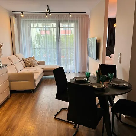 Apartmate- Scala Oldown Lakowa Apartment *
