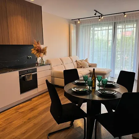 Apartmate- Scala Oldown Lakowa Apartment *